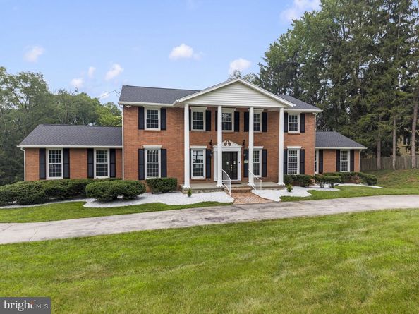 1215 Club House Road, Gladwyne PA 19035