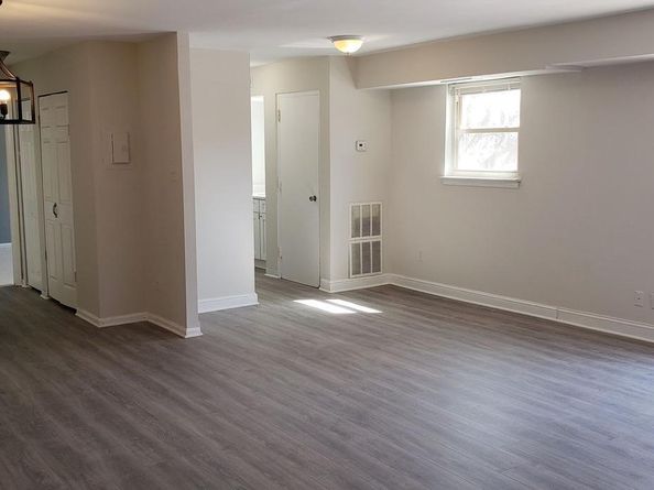 5927 Quantrell Avenue 204, Alexandria VA 22312