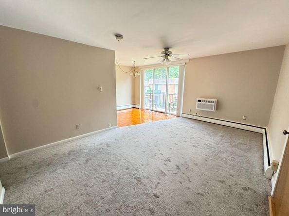 100 E Glenolden Avenue C4, Glenolden PA 19036