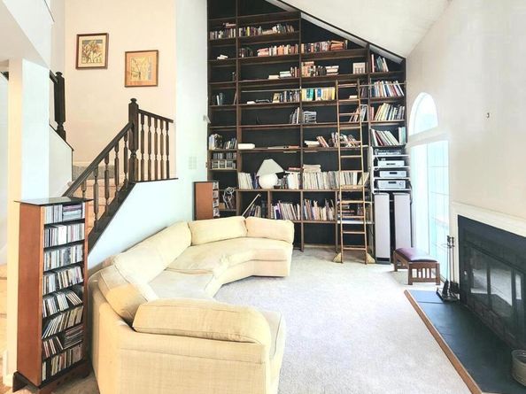 15 Laurel Circle, Newtown PA 18940