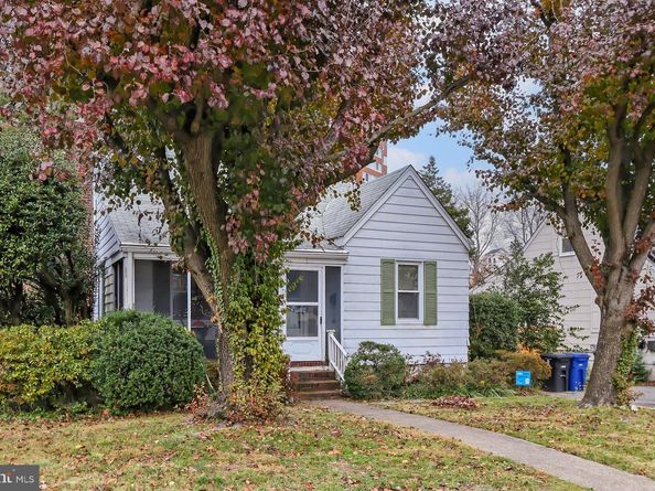 1025 16TH Street S, Arlington VA 22202