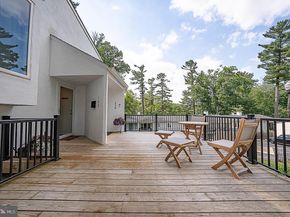 209 E Chelsea Circle, Newtown Square PA 19073