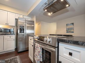 209 E Chelsea Circle, Newtown Square PA 19073