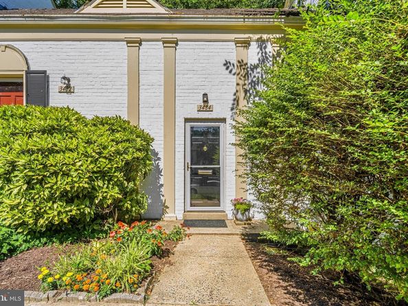 3484 Martha Custis Drive, Alexandria VA 22302