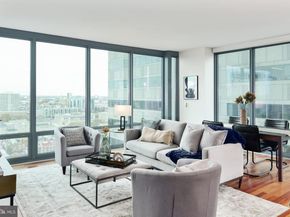 2101 Market Street 3307, Philadelphia PA 19103