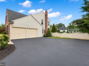 11 Gunning Lane, Langhorne PA 19047