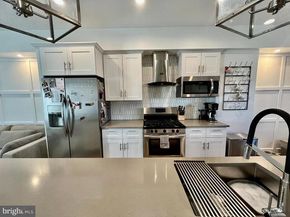 2002 E Moyamensing Avenue, Philadelphia PA 19148