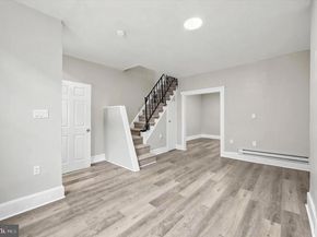1622 N Dover Street, Philadelphia PA 19121