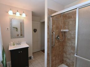 25 Center Avenue, Willow Grove PA 19090