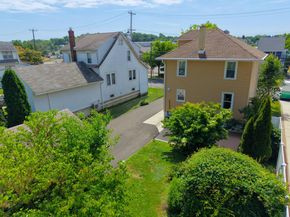 25 Center Avenue, Willow Grove PA 19090