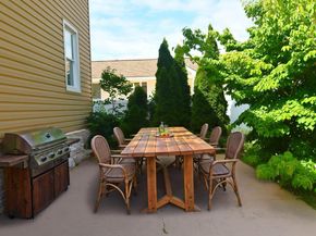 25 Center Avenue, Willow Grove PA 19090