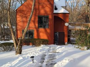 10817 Cross School Road, Reston VA 20191