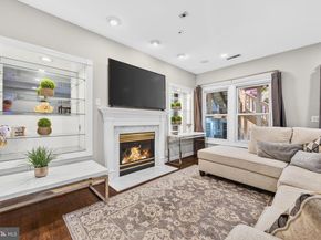 7522 Chrisland Cove, Falls Church VA 22042