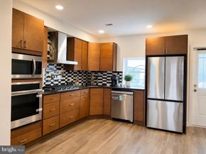 2620 Almond Street, Philadelphia PA 19125