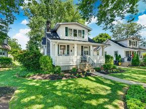 89 Saxer Avenue, Springfield PA 19064