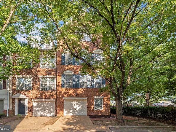 101 Martin Lane, Alexandria VA 22304