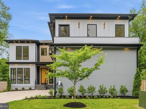 909 Myers Circle SW, Vienna VA 22180