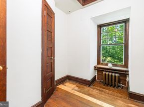 601 W Hortter Street, Philadelphia PA 19119