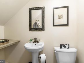 601 W Hortter Street, Philadelphia PA 19119
