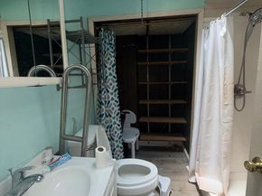 1806 72nd Avenue, Philadelphia PA 19126