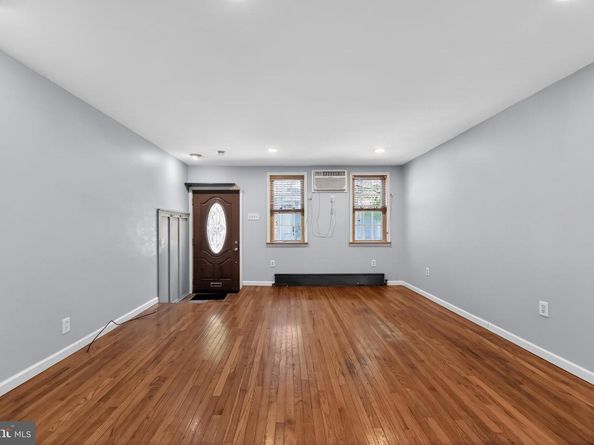 1220 Titan Street, Philadelphia PA 19147
