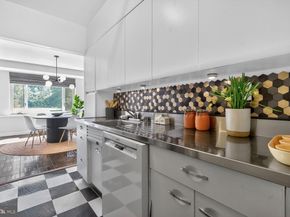4301 Massachusetts Avenue NW 2006, Washington DC 20016