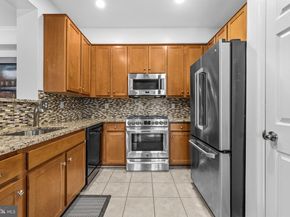 4854 Eisenhower Avenue 451, Alexandria VA 22304