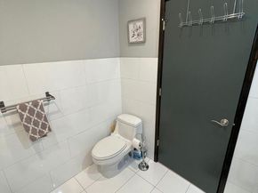 907 N 5TH Street, Philadelphia PA 19123