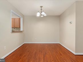 10110 Oakton Terrace Road 10110, Oakton VA 22124