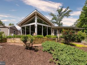 3525 Devon Drive, Falls Church VA 22042
