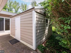 3525 Devon Drive, Falls Church VA 22042