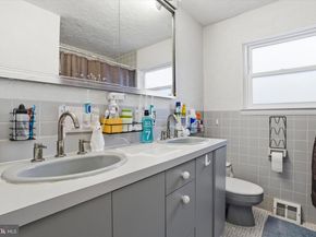 9029 Brous Avenue, Philadelphia PA 19152
