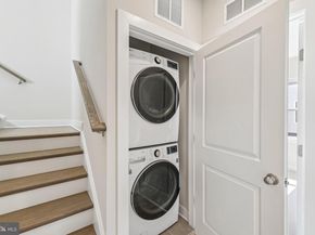 1017 S Taylor Court, Arlington VA 22204