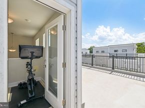 1017 S Taylor Court, Arlington VA 22204