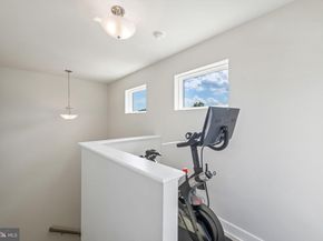 1017 S Taylor Court, Arlington VA 22204