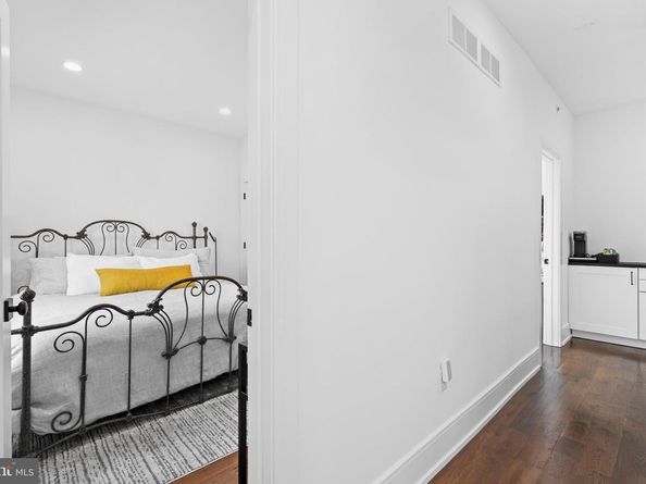 606 N 16TH Street, Philadelphia PA 19130