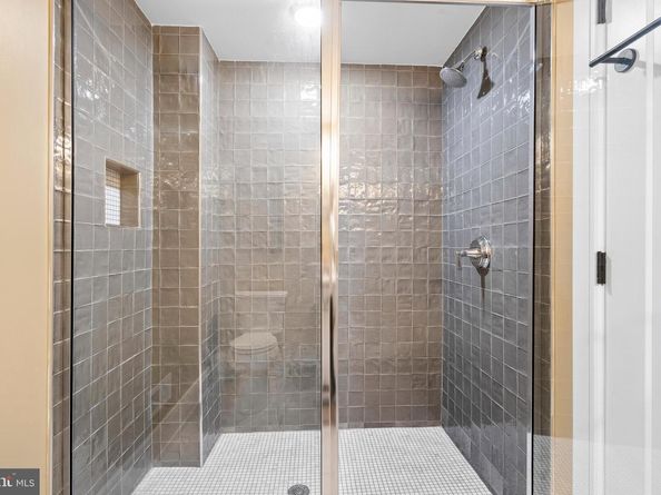 606 N 16TH Street, Philadelphia PA 19130