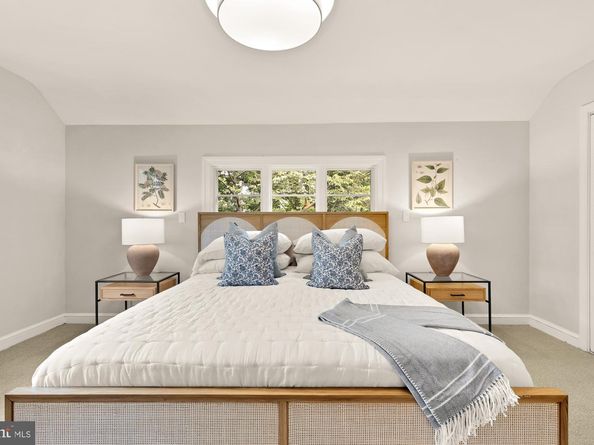 4320 Lorcom Lane, Arlington VA 22207