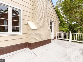 4320 Lorcom Lane, Arlington VA 22207