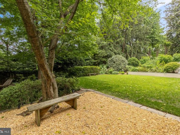 4320 Lorcom Lane, Arlington VA 22207