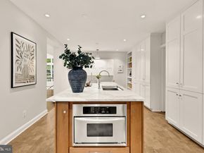 4320 Lorcom Lane, Arlington VA 22207