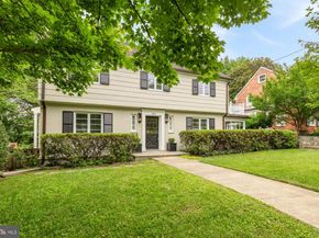4320 Lorcom Lane, Arlington VA 22207