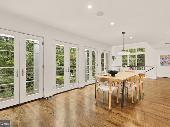 4320 Lorcom Lane, Arlington VA 22207
