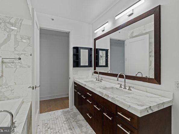 1414 S Penn Square 5B, Philadelphia PA 19102