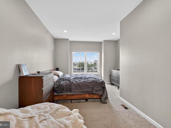419 Mercy Street, Philadelphia PA 19148