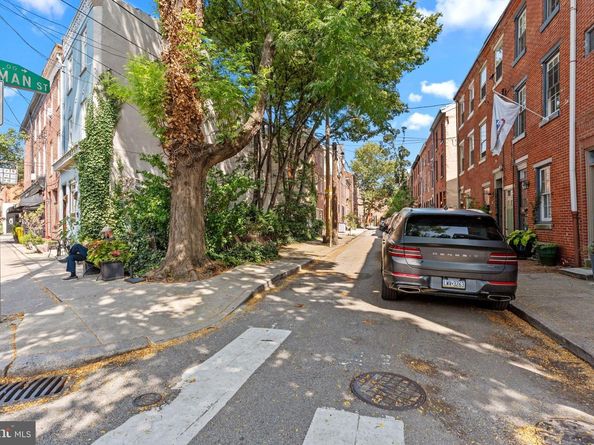 813 E Passyunk Avenue, Philadelphia PA 19147