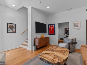 813 E Passyunk Avenue, Philadelphia PA 19147