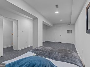 813 E Passyunk Avenue, Philadelphia PA 19147