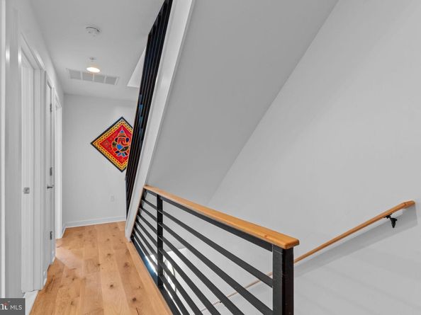 813 E Passyunk Avenue, Philadelphia PA 19147