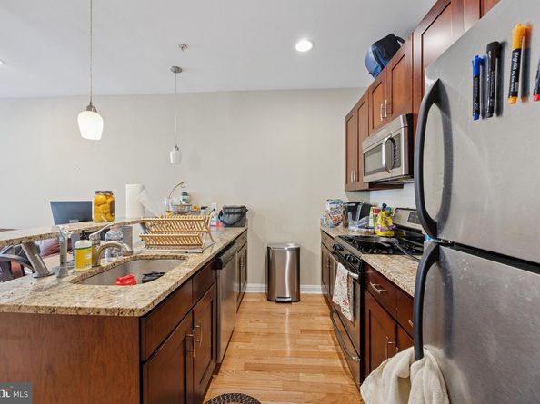 827 Corinthian Avenue, Philadelphia PA 19130